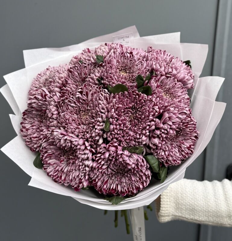 Монобукет из 13 хризантем